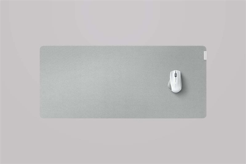 Игровая поверхность Razer Pro Glide XXL (RZ02-03332300-R3M1) Игровая поверхность Razer Pro Glide XXL (RZ02-03332300-R3M1)