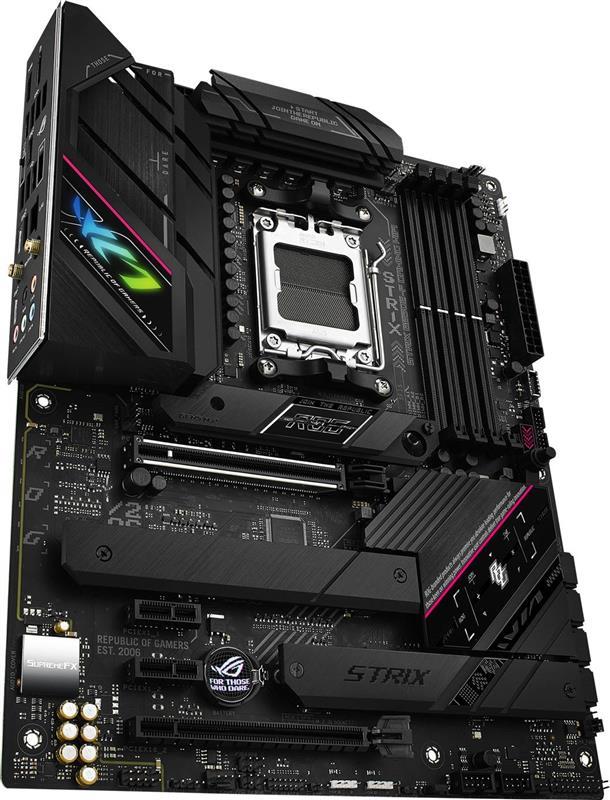 Материнська плата Asus ROG Strix B650E-F Gaming WiFi Socket AM5