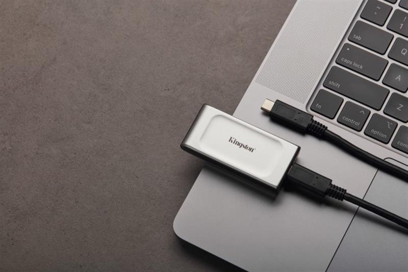 Накопичувач зовнішній SSD Portable USB 4.0ТB Kingston XS2000 Silver (SXS2000/4000G)