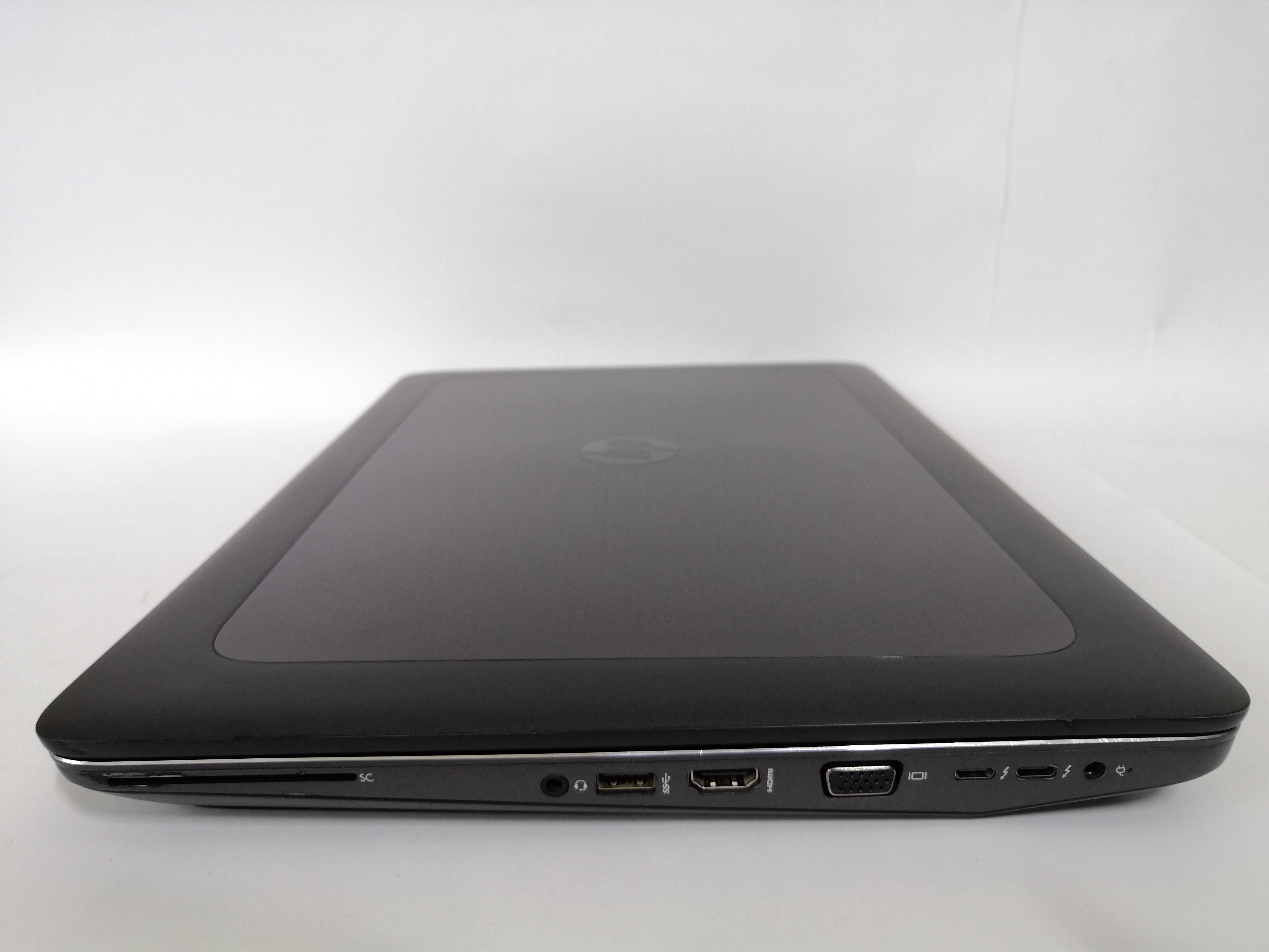 Ноутбук HP Zbook 17 G3 (HPZ17G3910) б.в