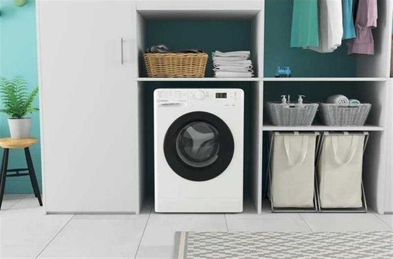 Пральна машина Indesit OMTWSA 61053 WK EU