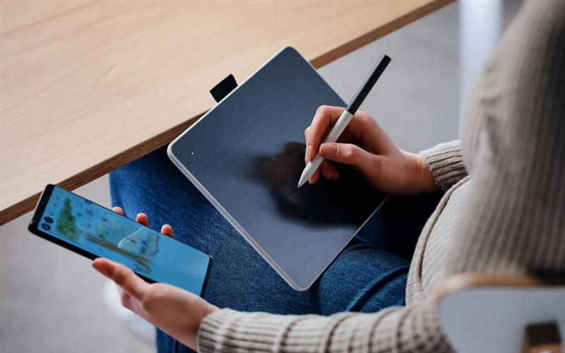 Графічний планшет Wacom One S Bluetooth (CTC4110WLW1B)