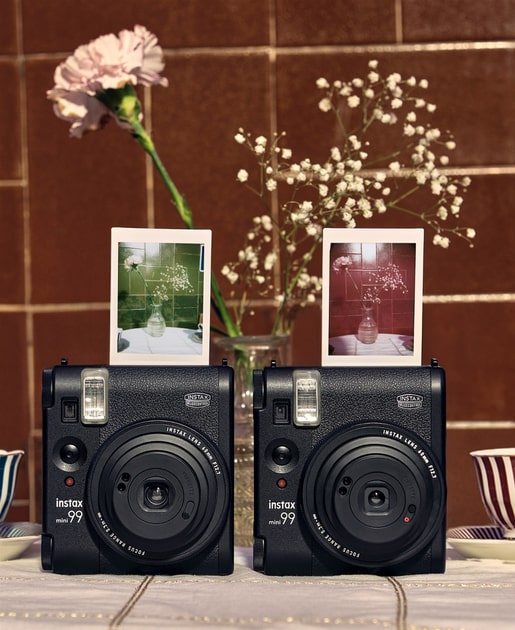 Фотокамера моментального друку Fujifilm Instax Mini 99 Black (16823519)