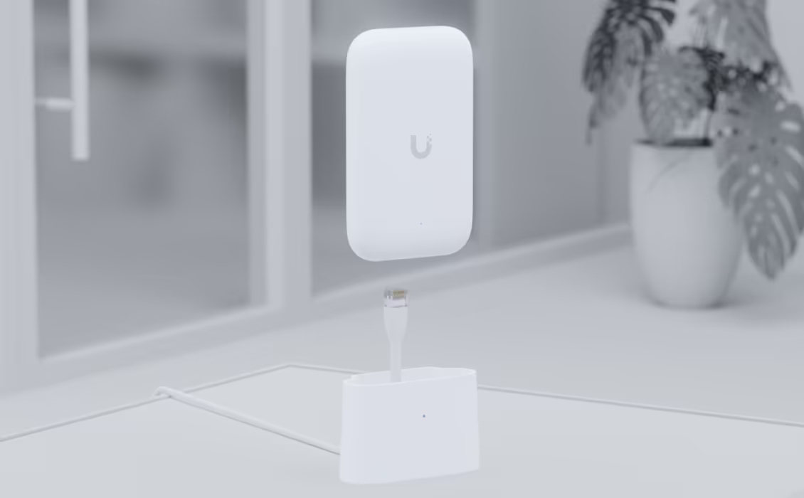 Точка доступу Ubiquiti UniFi Swiss Army Knife UK-Ultra