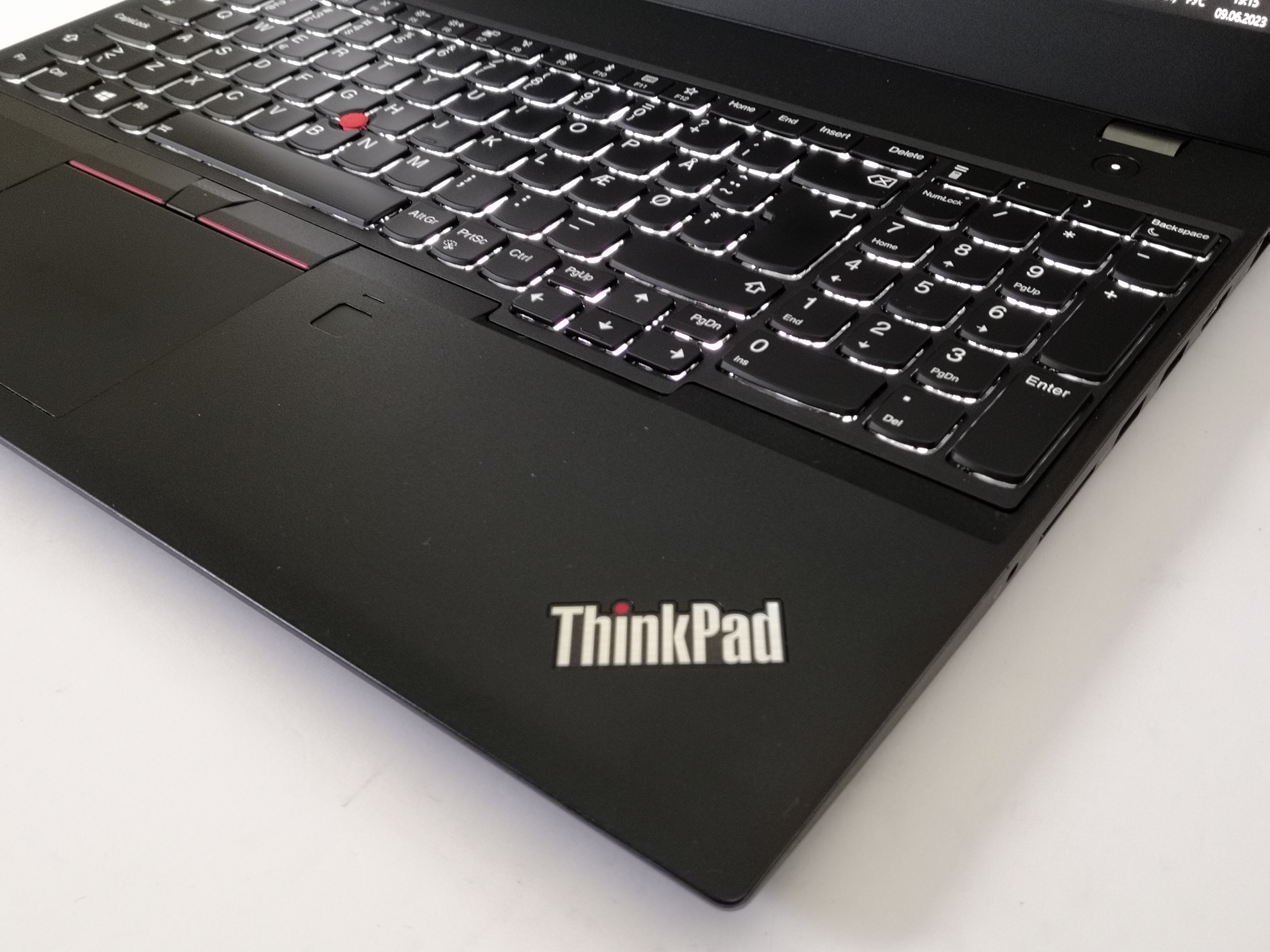 Ноутбук Lenovo ThinkPad P52s (LENTPP52SE78) б.в