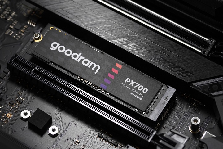 Накопичувач SSD 2TB Goodram PX700 M.2 2280 PCIe 4.0 x4 NVMe 3D NAND (SSDPR-PX700-02T-80)