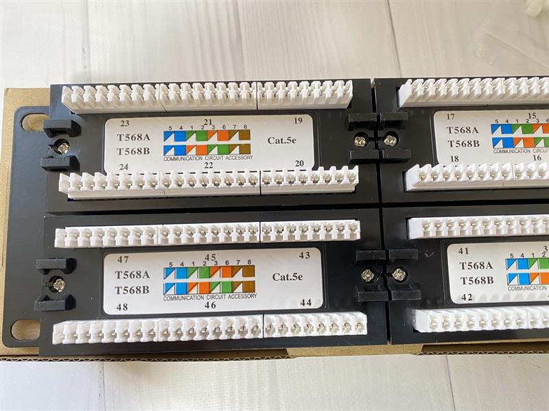 Патч-панель ATcom P5148 19" 48хRJ-45 UTP 2U cat.5е