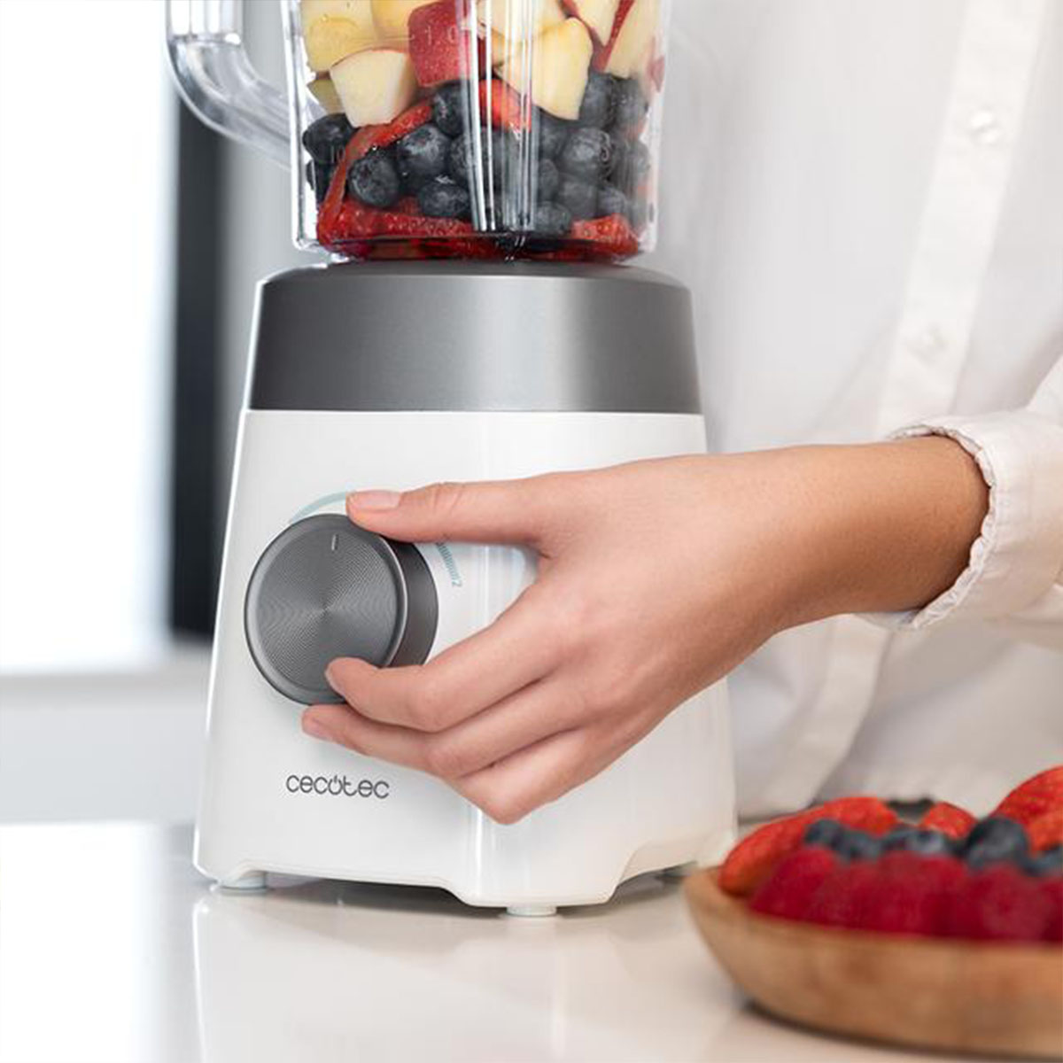 фото Блендер стаціонарний Cecotec Power Titanium 1300 Max White (03920)