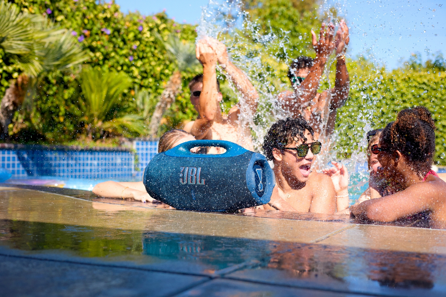 Акустическая система JBL Boombox 4 Blue (JBLBOOMBOX4BLUEP) Акустическая система JBL Boombox 4 Blue (JBLBOOMBOX4BLUEP)