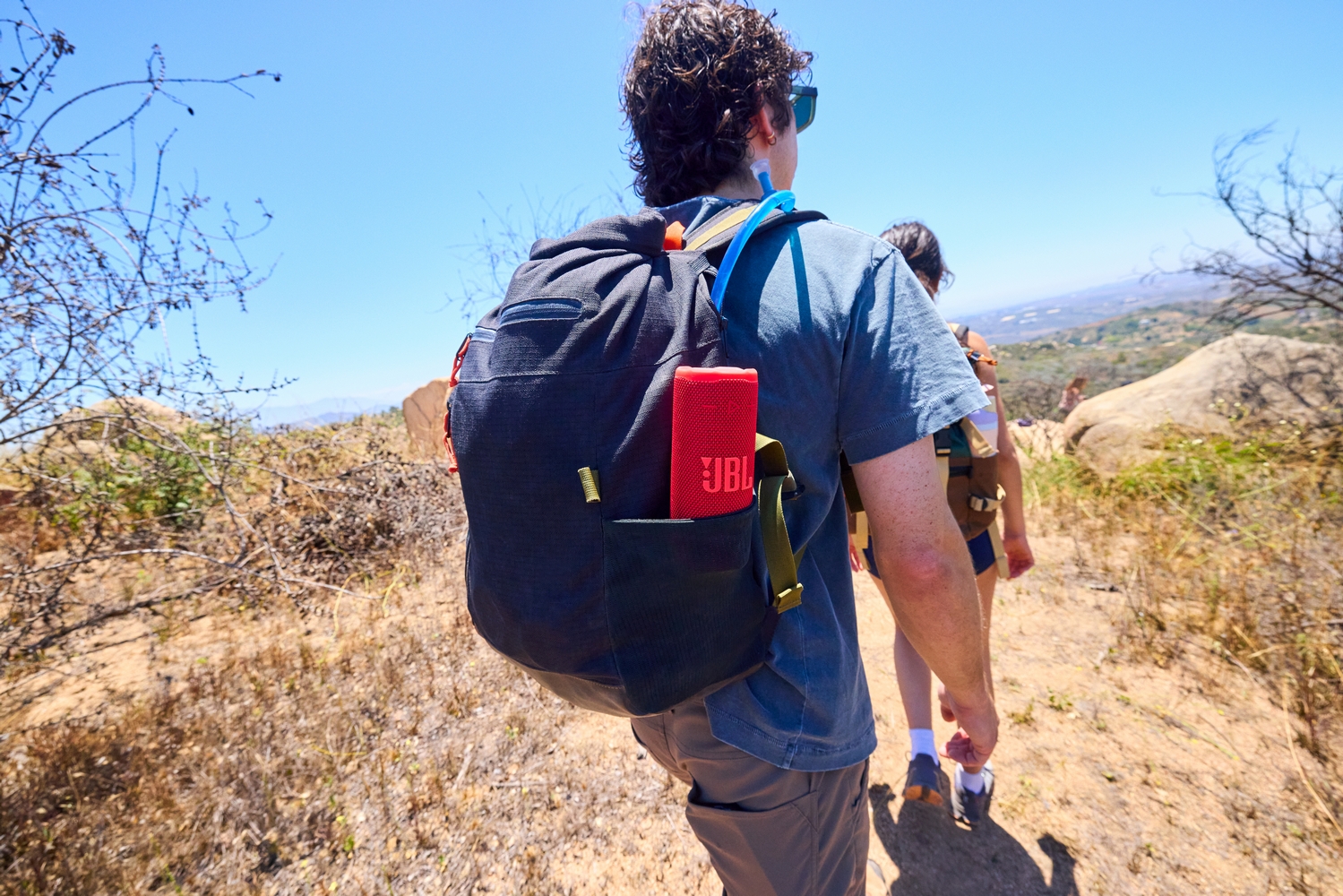 Акустическая система JBL Grip Red (JBLGRIPRED) Акустическая система JBL Grip Red (JBLGRIPRED)