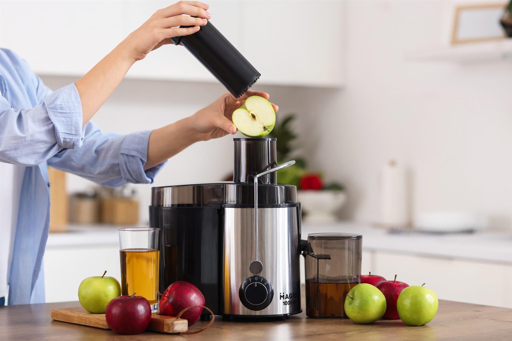 фото Соковитискач центробіжний Magio MG-187