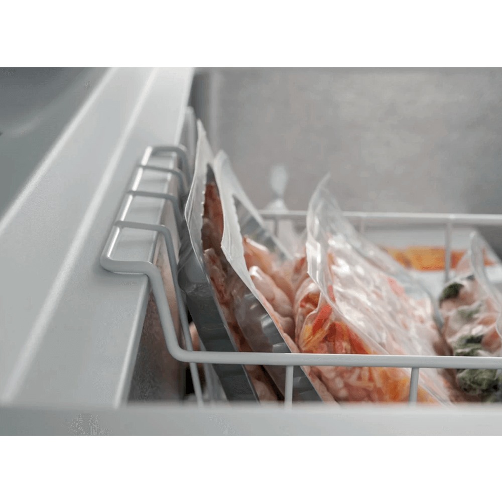 фото Морозильна скриня Indesit OS 1A 300 H 2