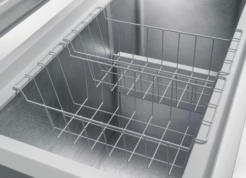 фото Морозильна скриня Indesit OS 1A 400 H 1