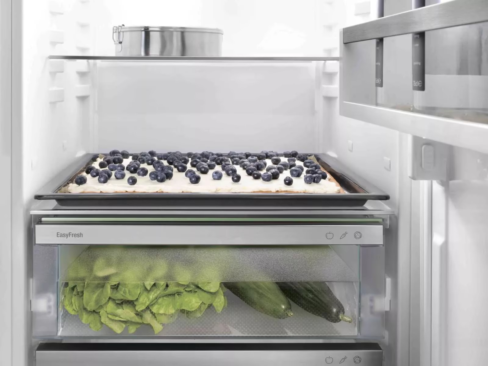 Встраиваемый холодильник Liebherr ICNSd 5603 Pure Встраиваемый холодильник Liebherr ICNSd 5603 Pure