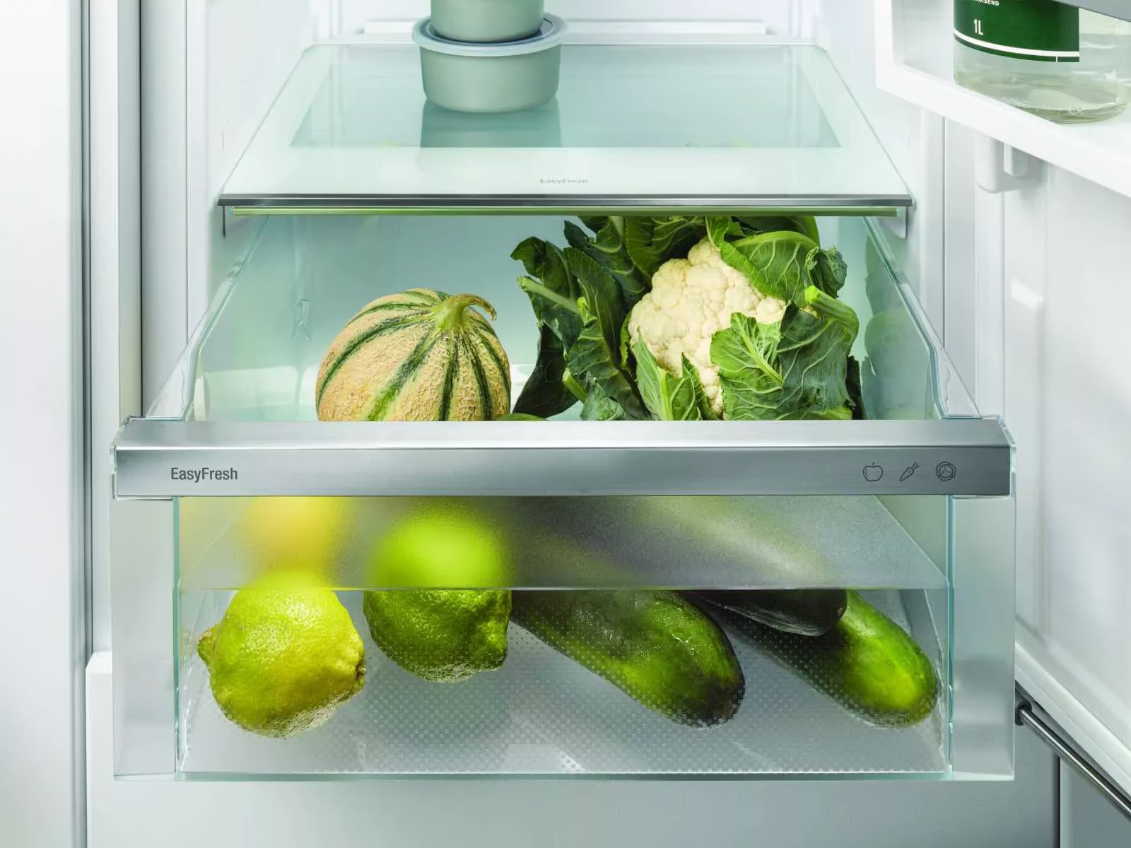 Встраиваемый холодильник Liebherr ICNSd 5603 Pure Встраиваемый холодильник Liebherr ICNSd 5603 Pure